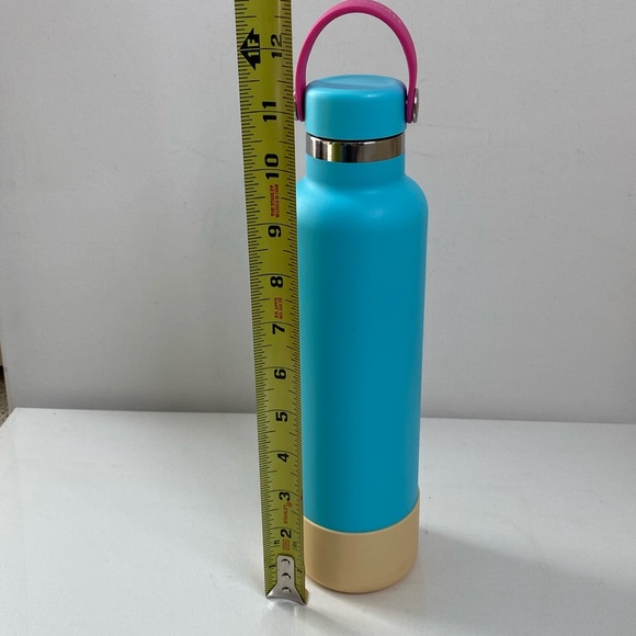 Limited Edition Teal & Pink 24 ounce Hydro Flask with Tan Boot - Picture 7 of 9